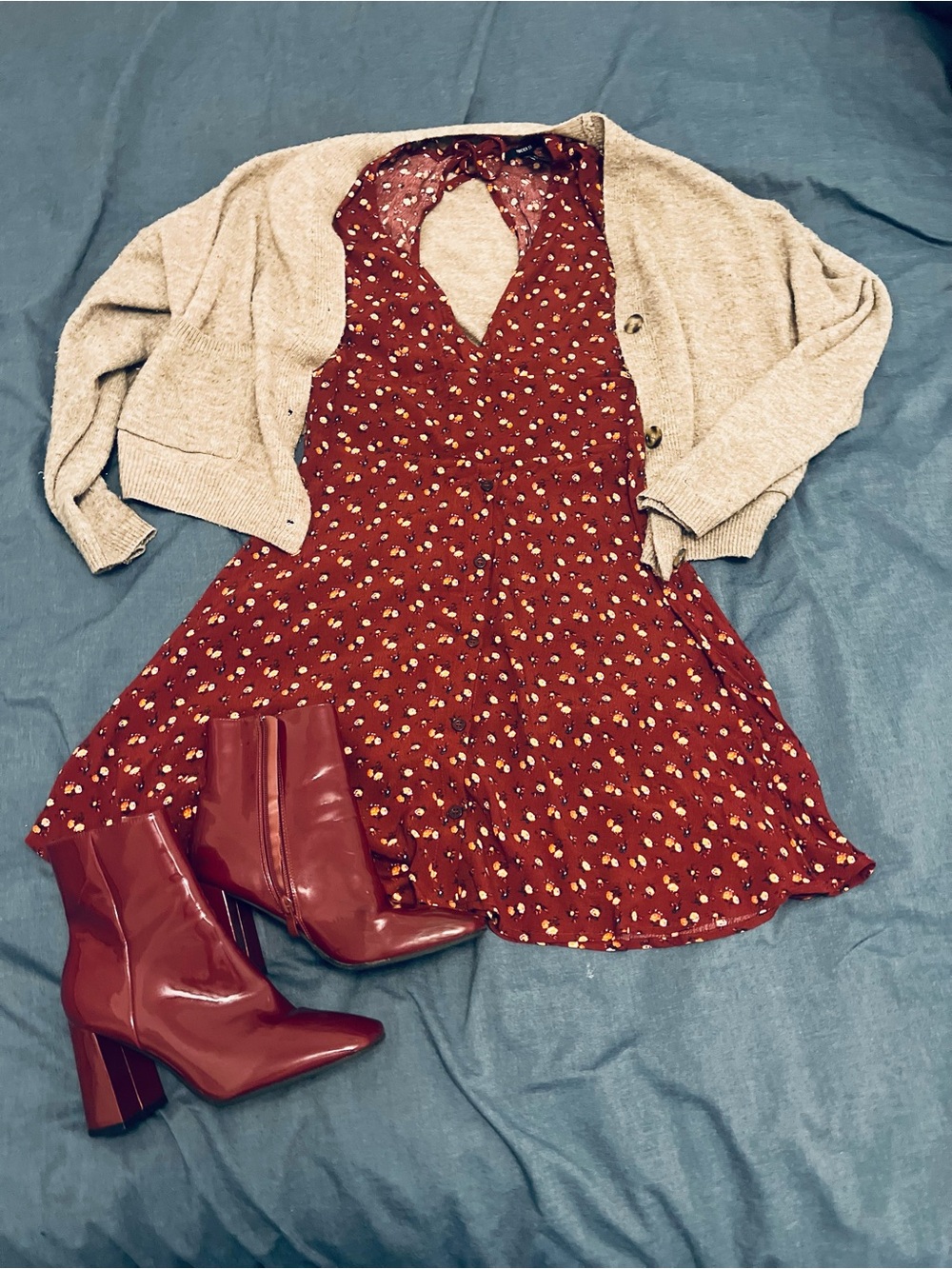 Women’s Red Floral A-line Button Down Dress w/ Tie Neck & open back
